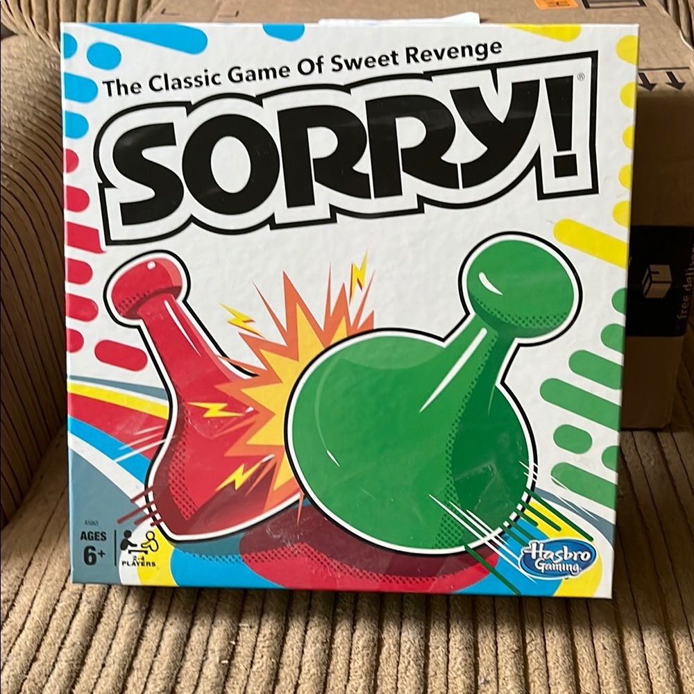 Hasbro Sorry! Classic Board Game Red and Green